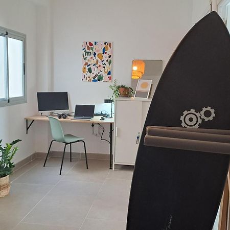 The Wave Temple II Hostel Las Palmas de Gran Canaria Bagian luar foto